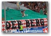 Rot-Weiss Essen - 1. FC Kaiserslautern II - Choreo vor dem Spiel  » Click to zoom ->