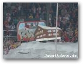 Rot-Weiss Essen - 1. FC Kaiserslautern II - Choreo vor dem Spiel  » Click to zoom ->