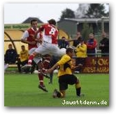 SV Hoennepel-Niedermoermter - Rot-Weiss Essen U23 1:0 (0:0)  » Click to zoom ->