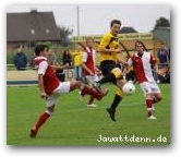 SV Hoennepel-Niedermoermter - Rot-Weiss Essen U23 1:0 (0:0)  » Click to zoom ->