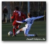 Kreispokal Halbfinale - VfB Frohnhausen U19 - Rot-Weiss Essen U 19 0:4 (0:1)  » Click to zoom ->