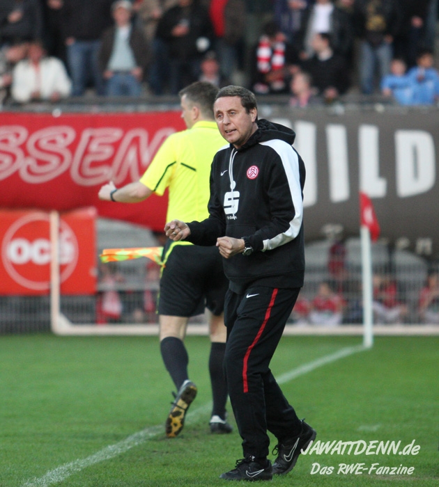 Halten die Spannung weiter hoch - Waldemar Wrobel und sein Trainerteam